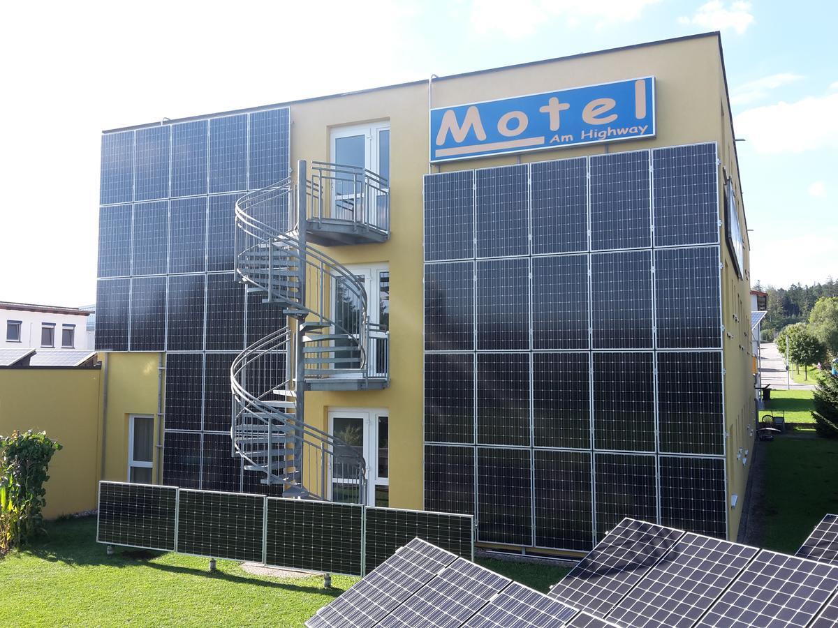Motel Am Highway Althengstett Extérieur photo