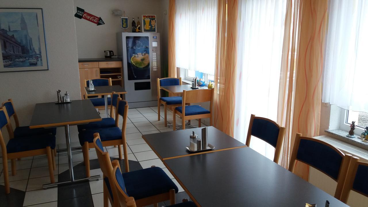 Motel Am Highway Althengstett Extérieur photo